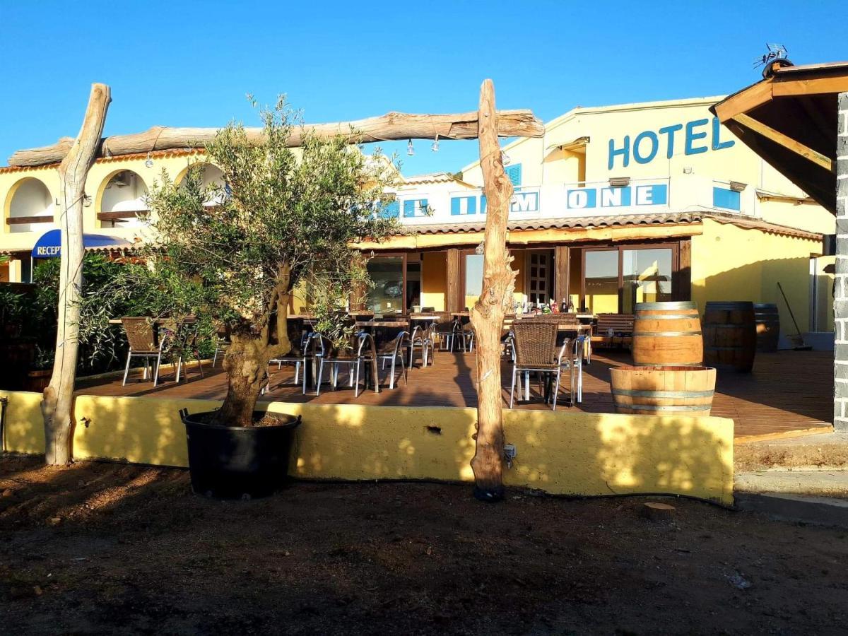 Hotel U Liamone Saint-Florent  Exterior photo